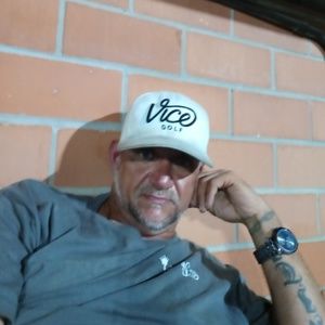 Meet your Posher, Gregory